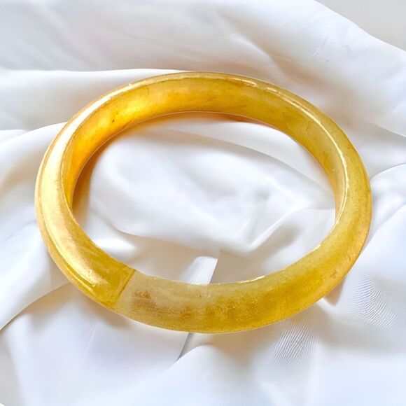 Pair vintage Marbled Honey and Amber plastic bangle bracelets - Picture 3 of 9